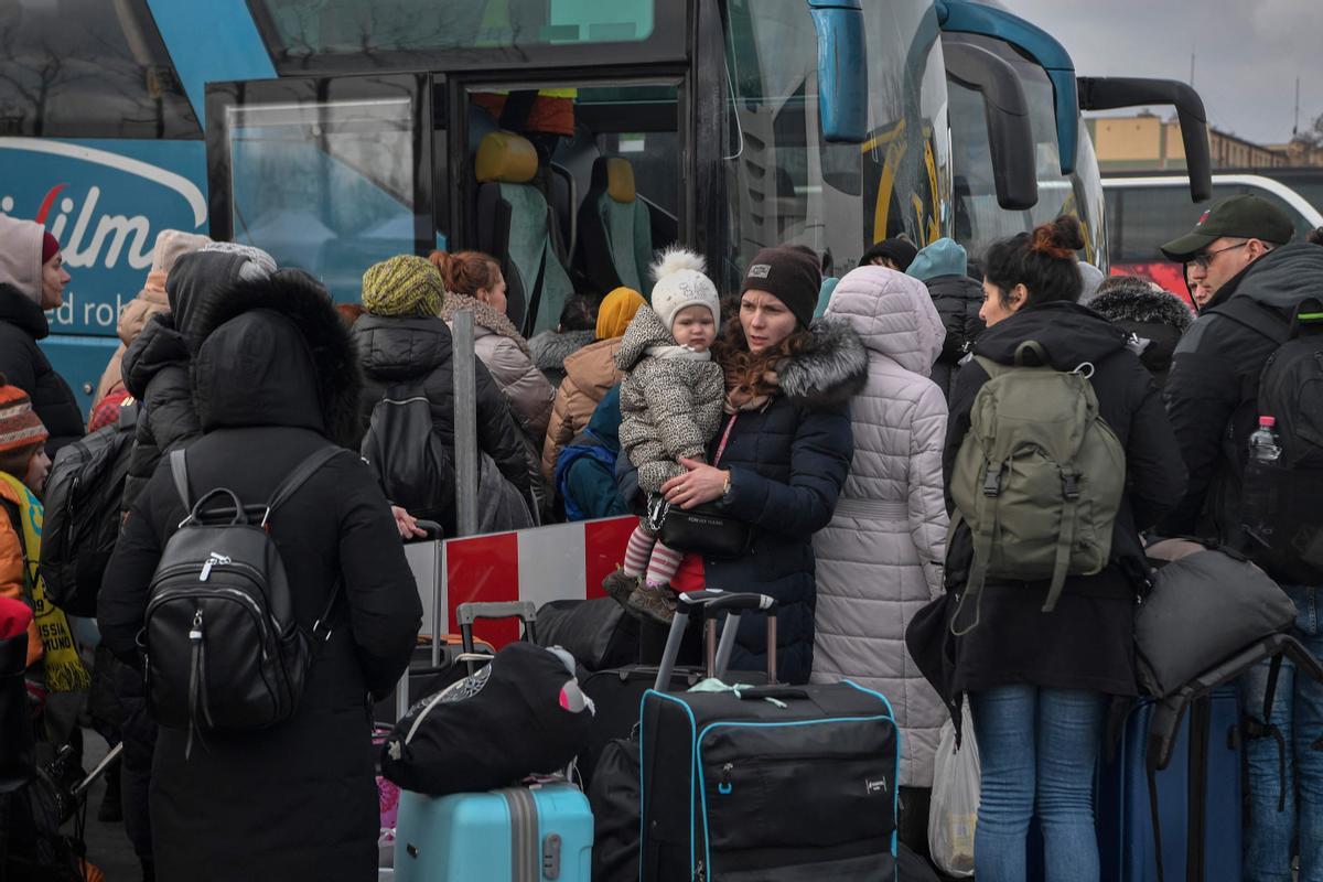 Evacuación de refugiados ucranianos en Przemysl, en Polonia.