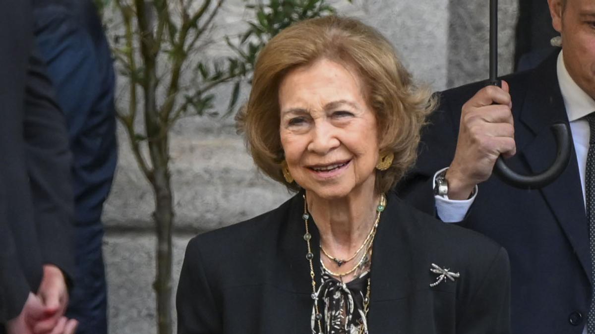 La reina Sofía, ingresada en Madrid por una infección urinaria