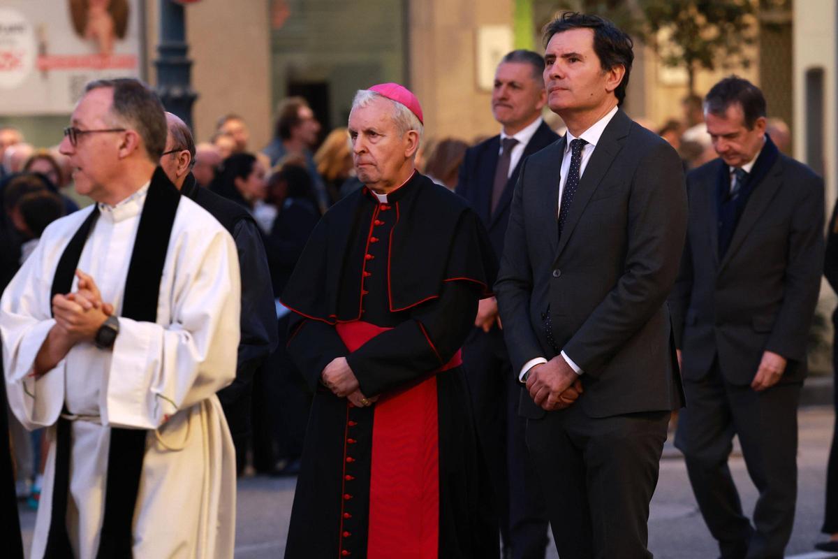 Procesiones en Vigo: paso del Jueves Santo en la parroquia del Sagrado Corazón de Xesús