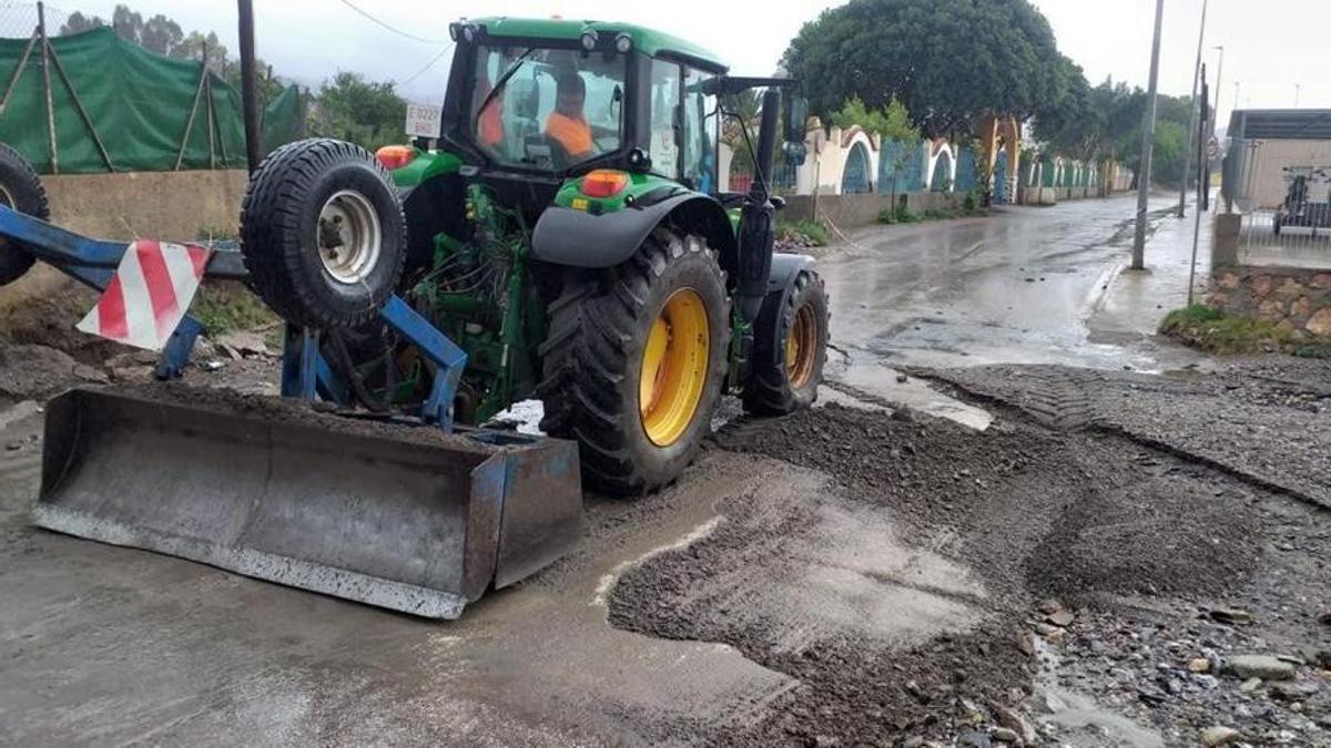 Trabajos de limpieza en Águilas.