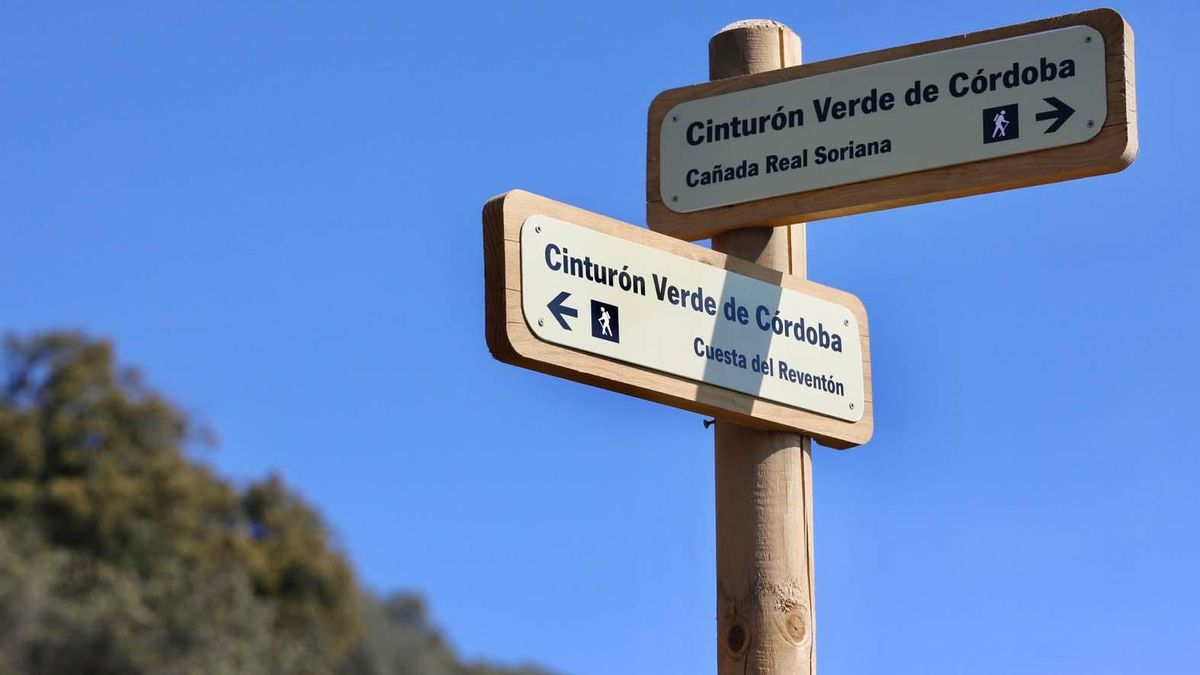 Señalización del Cinturón Verde de Córdoba.