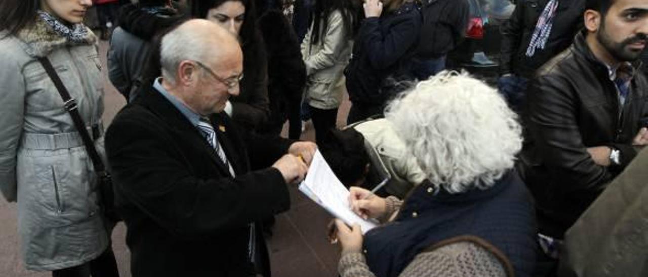 La fiscal rechaza suspender el ingreso en prisión de la joven que mató a dos personas