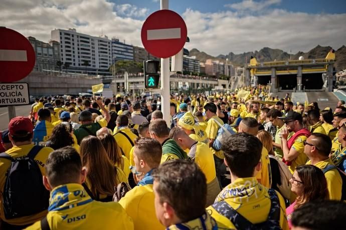 El hervor de la afición en el Derbi CD Tenerife- UD Las Palmas