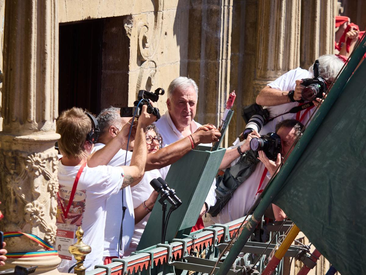 Pamplona se tiñe de rojo para el Chupinazo de las fiestas de San Fermín 2026.
