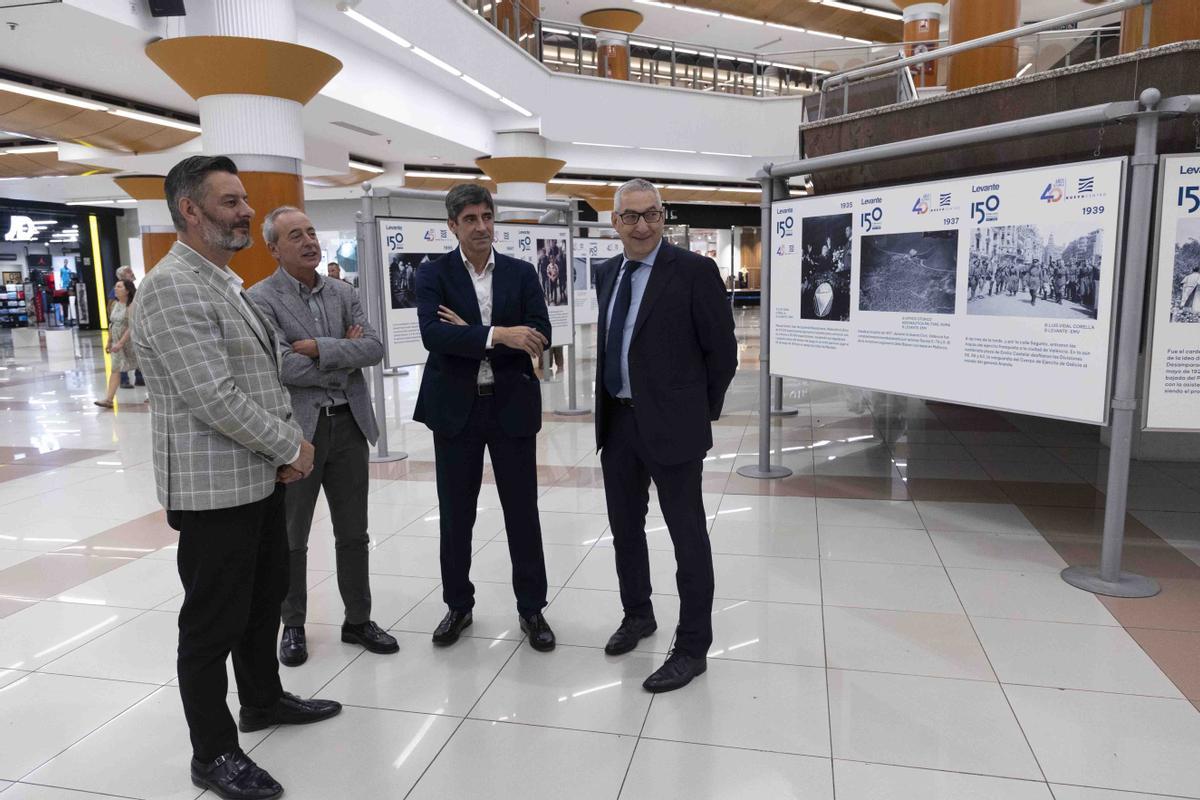 Inauguración en Nuevo Centro de la exposición del 150 aniversario de ...
