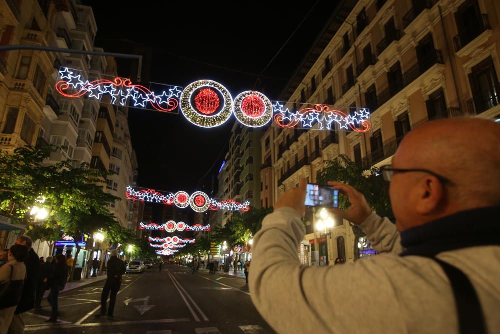 Decepción con las luces de Navidad de Alicante