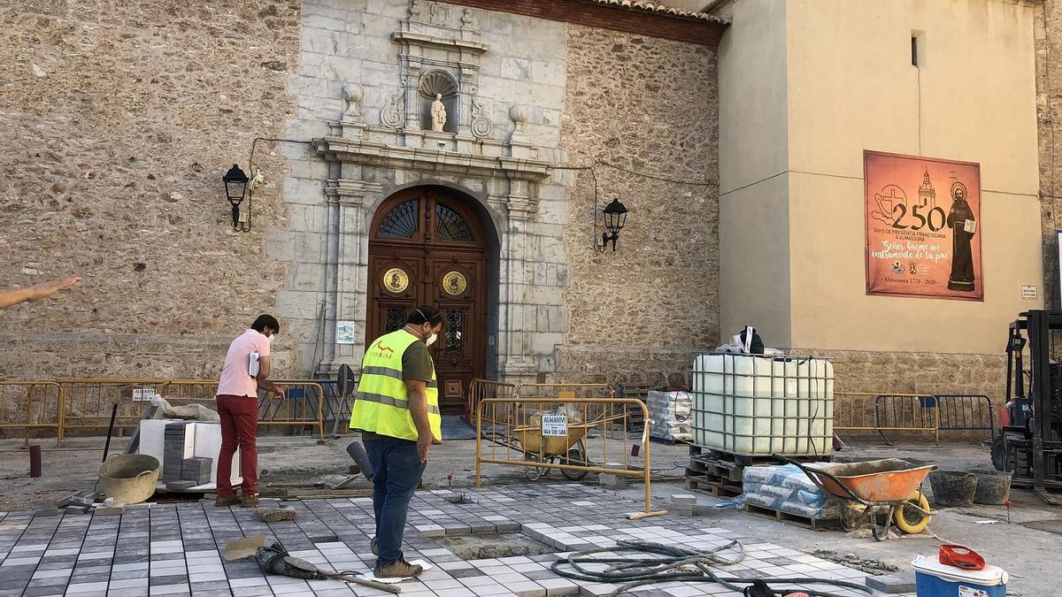 Las obras de la Vila de Almassora, divididas en dos fases, están cofinanciadas por las ayudas Feder de la UE.