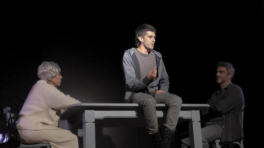 'Nuestros muertos': Duelo eterno