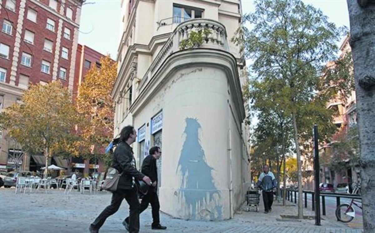 La petita illa de cases a la cruïlla dels carrers de Casp, Marina i Ribes, ahir. La petita illa de cases a la cruïlla dels carrers de Casp, Marina i Ribes, ahir.