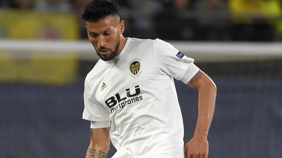 Garay, en uno de sus últimos partidos con el Valencia