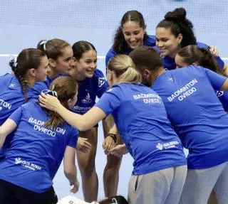 Las reinas de la Copa Iberdrola de bádminton conquistan la quinta en Oviedo: "Es un sueño"
