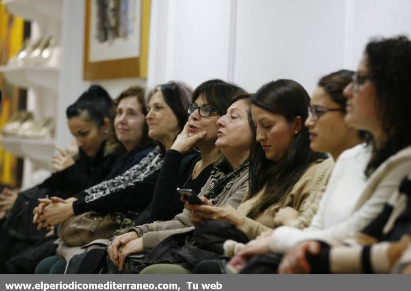 GALERÍA DE FOTOS -- Higinio Mateu muestra en su 'showroom' sus últimas propuestas para boda y fiestas