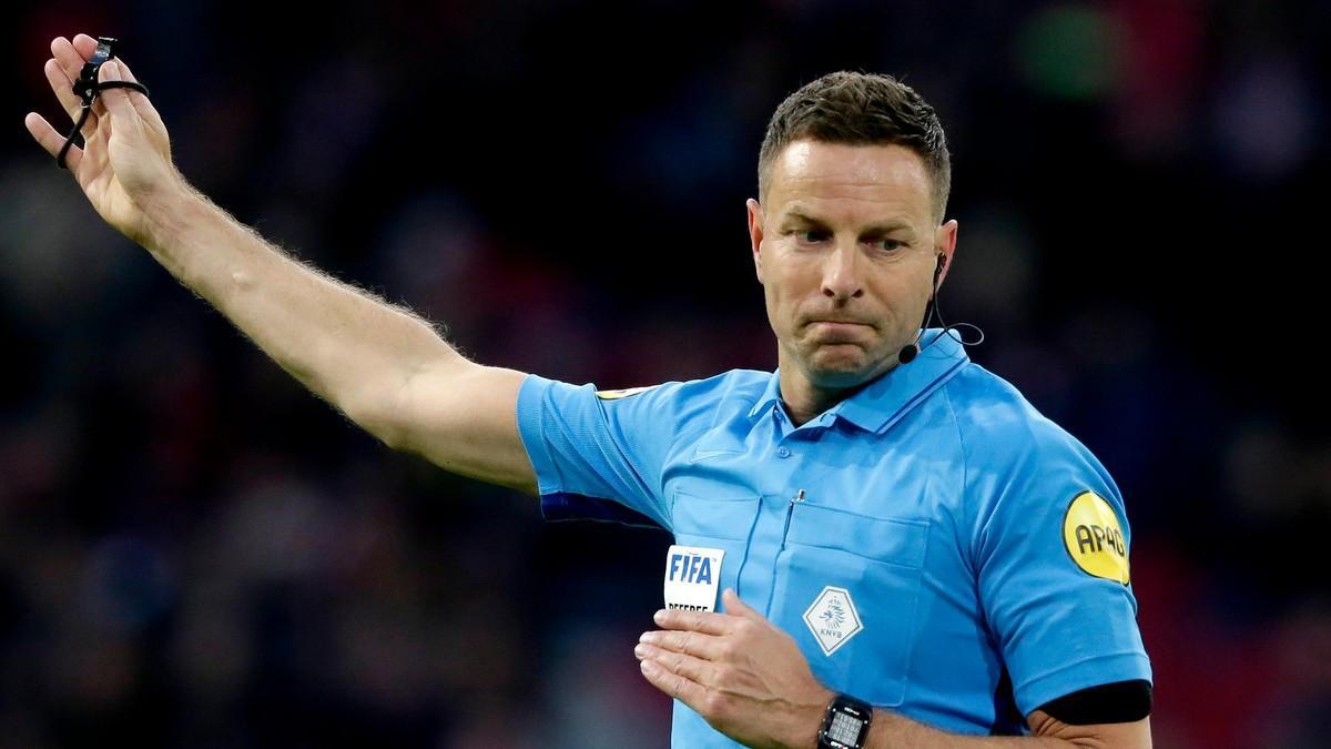 Van Boekel, en el ojo del huracán