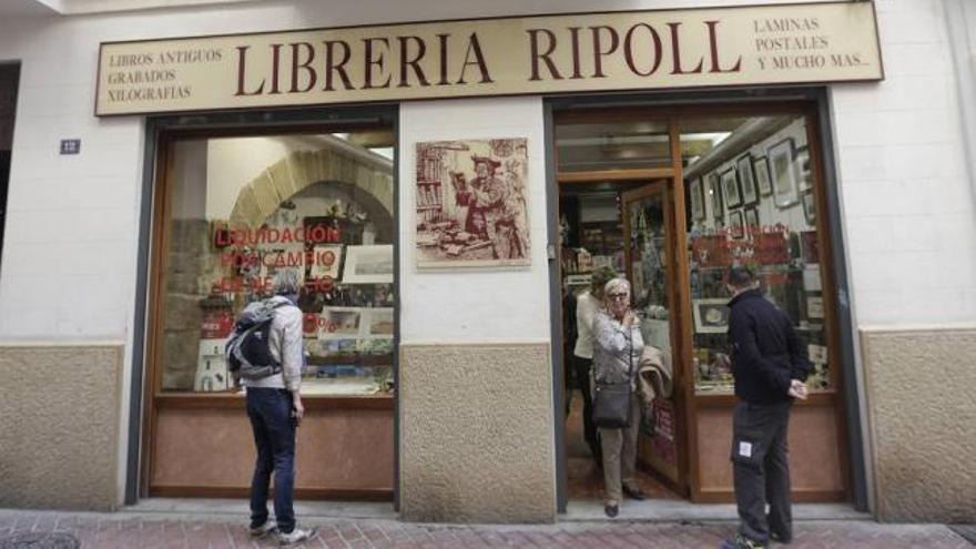 En cinco días, Sant Miquel verá caer otro letrero emblemático: Librería Ripoll.