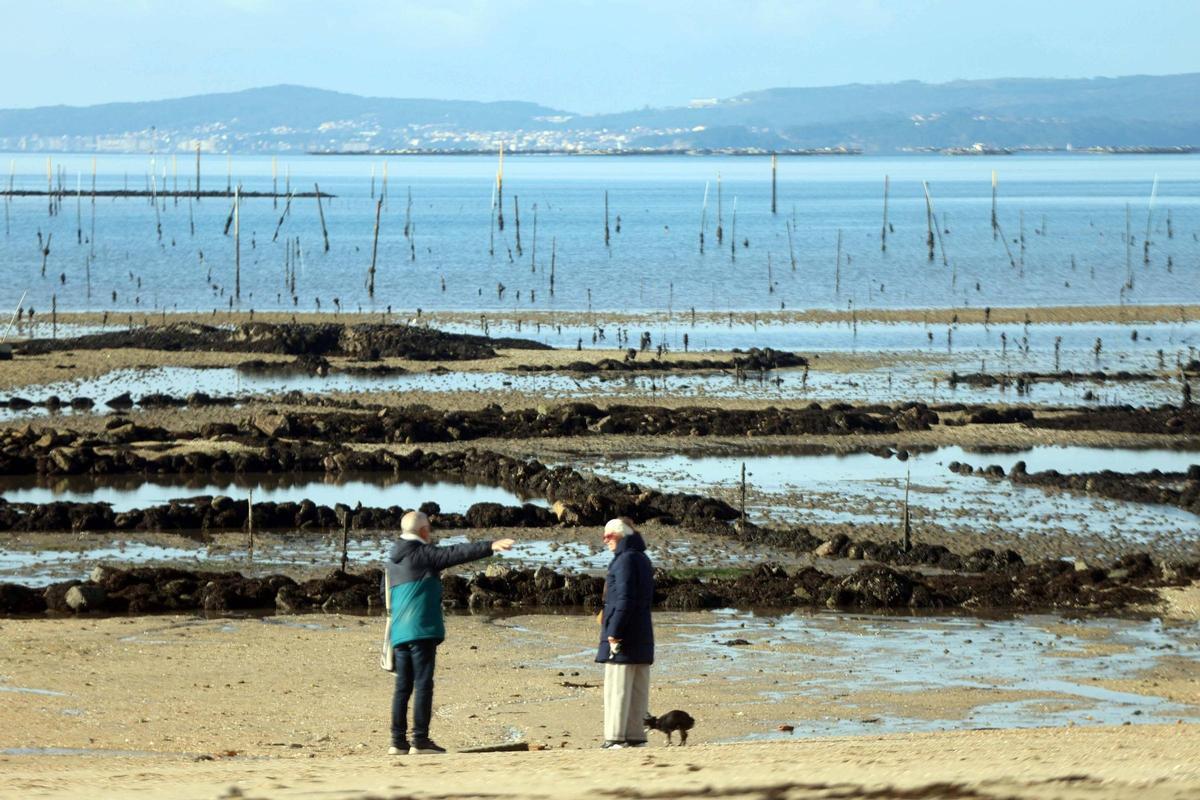 La ría asiste a las primeras "mareas vivas" del año.