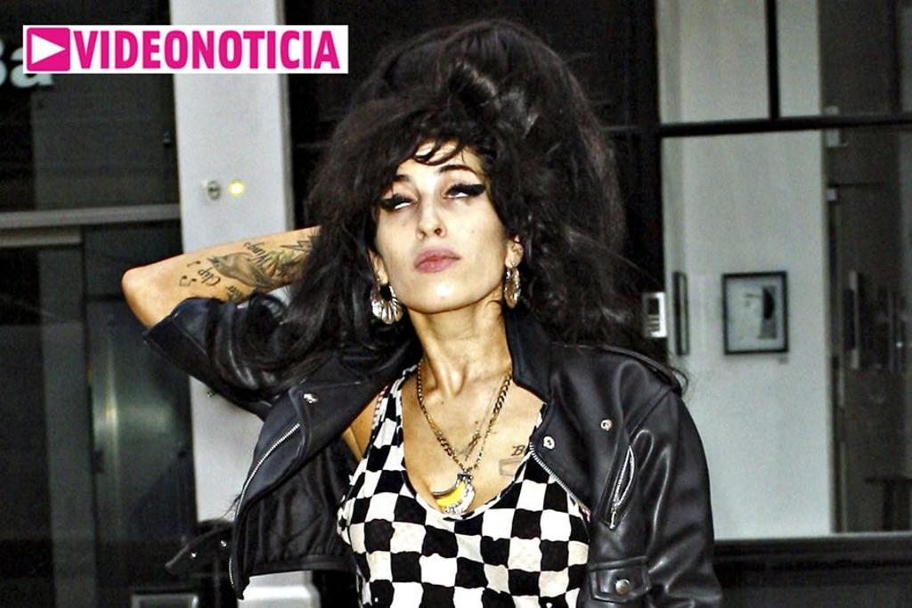 Amy Winehouse, otra vez a urgencias