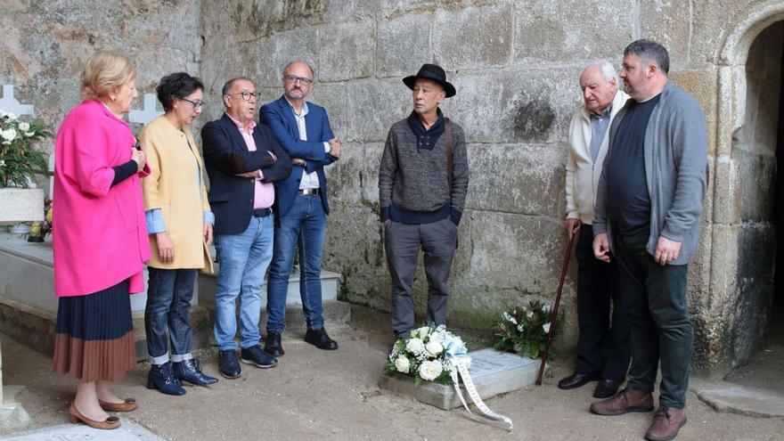 Cambados rinde tributo a Josefina Blanco y a su hijo Xaquín del Valle