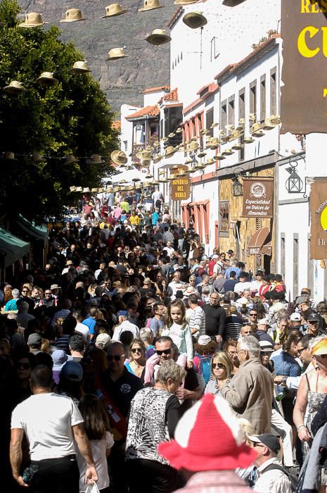 DIA DEL TURISTA. FIESTA DEL ALMENDRO EN FLOR EN ...