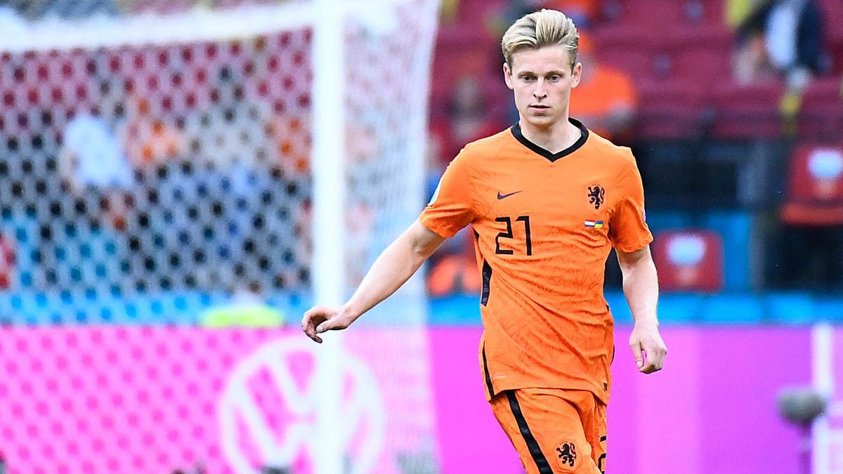 De Jong, durante el partido entre Países Bajos y Ucrania