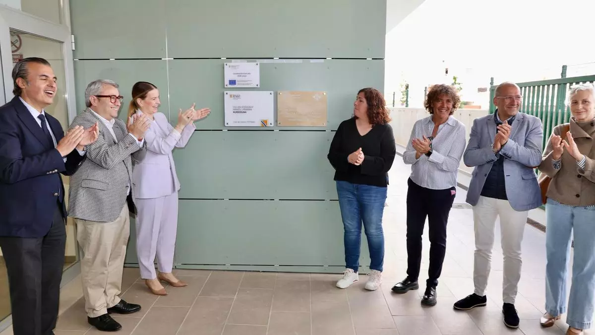 Prohens inaugura el nuevo colegio público Nuredduna de Inca