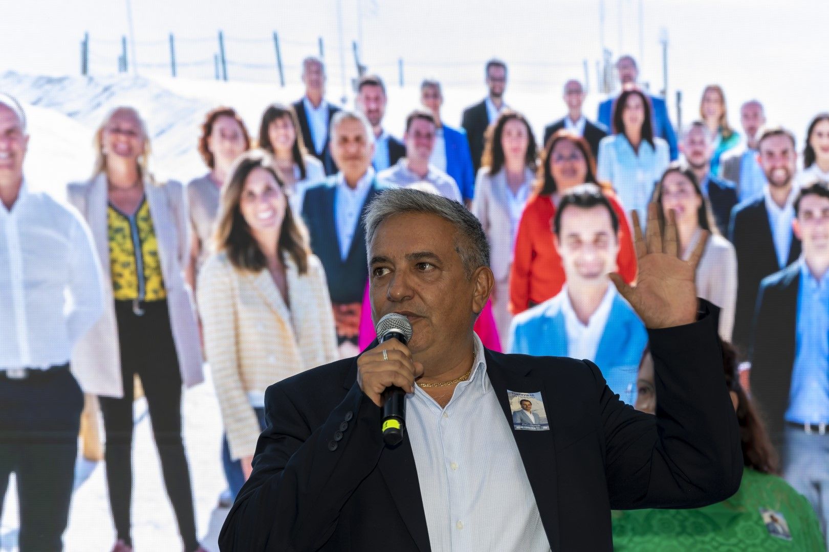 Mitin de arranque de campaña de Eduardo Dolón en la plaza de la Constitución de Torrevieja