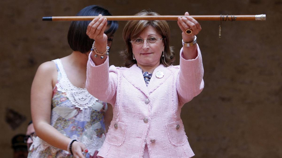 Toma de posesión de Elvira García en 2011.