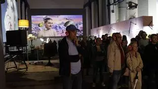 La esposición "Data Fossils" del Pozu Santa Bárbara va tener una decena de visites empobinaes