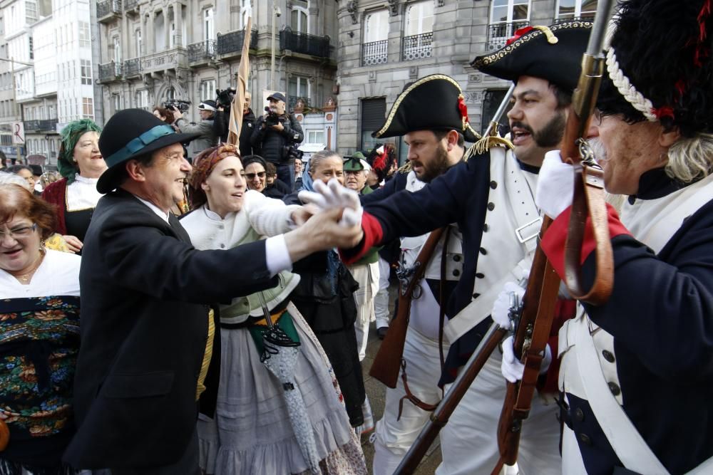 El casco vello acoge la recreación de la gesta histórica ocurrida en 1809 ante un valeroso público que desafió a la persistente lluvia y el viento