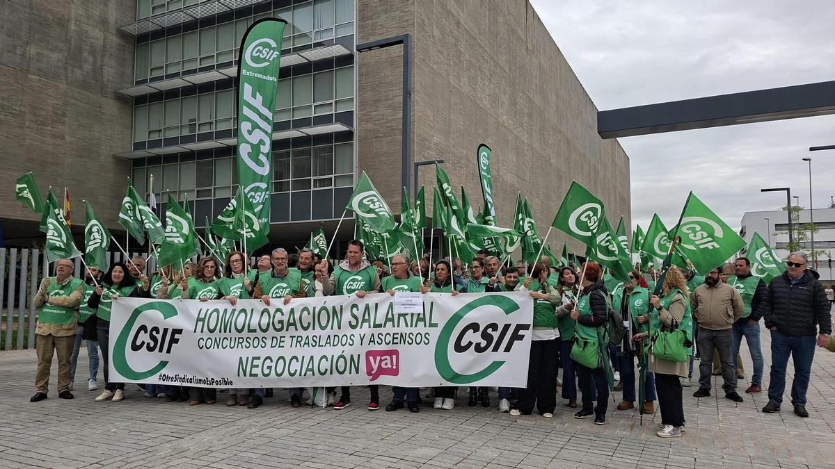 CSIF urge a la Junta de Extremadura a abrir ya la negociación para ...