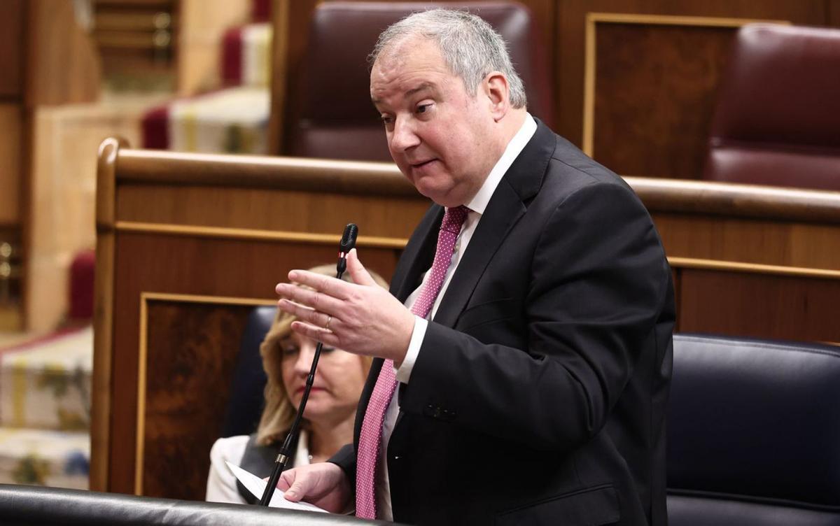 El ministro de Industria, Jordi Hereu, ayer en el Congreso de los Diputados. | Eduardo Parra (EP)