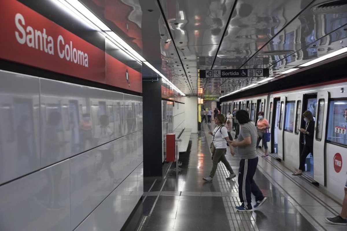 Detingut un menor per robar mòbils al metro de Santa Coloma Detingut un menor per robar mòbils al metro de Santa Coloma