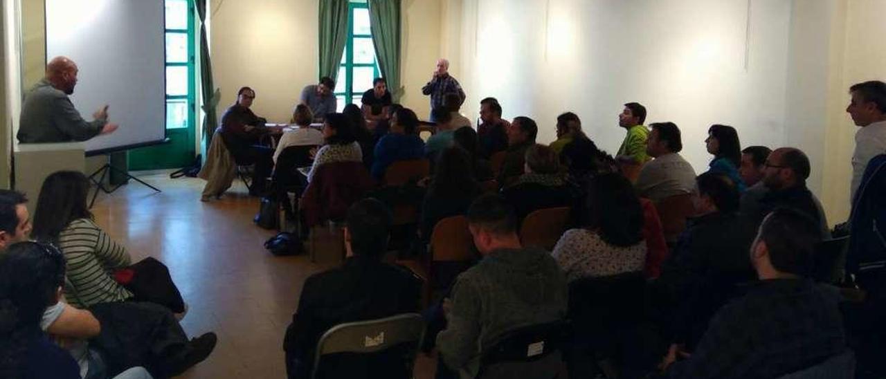 La asamblea de constitución tuvo lugar en la Casa da Cultura de Silleda.