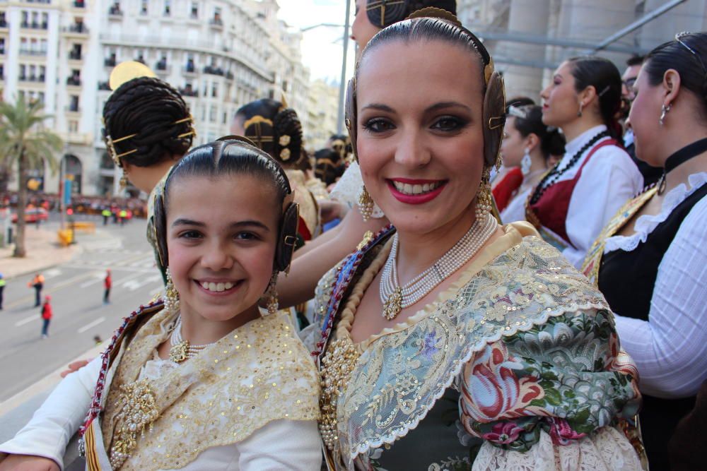 Alba Miquel y Silvia Vicent son "las uno" de la corte. Las primeras en ser nombradas por ser las primeras en el orden de salida.