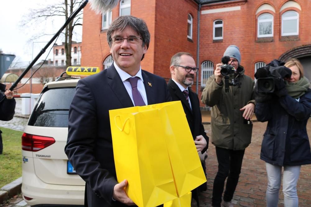 Puigdemont visita la presó alemanya de Neumünster