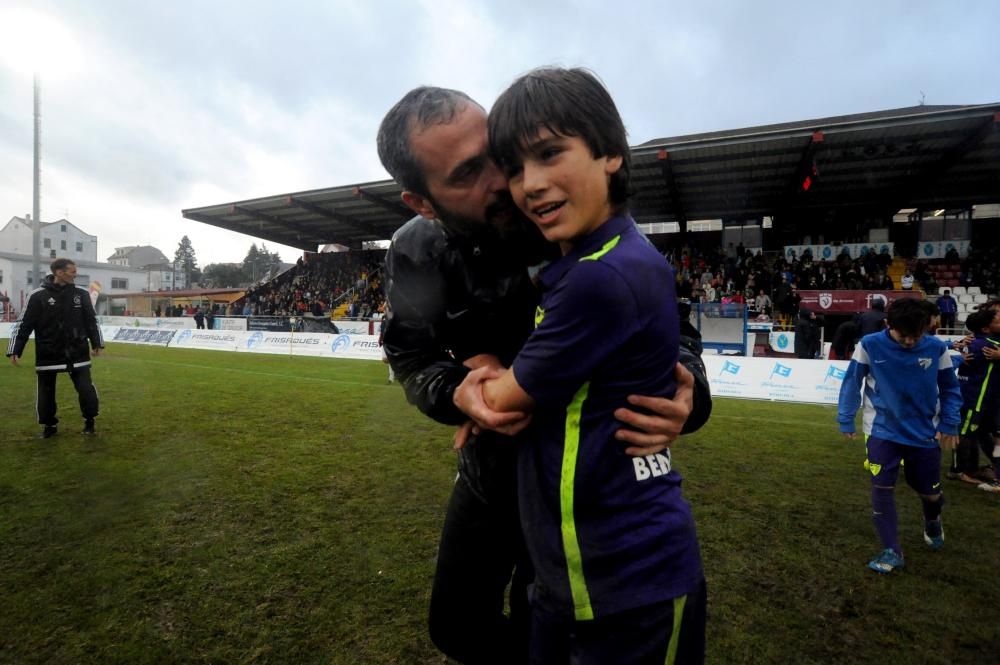 El Málaga rubrica su nombre en el libro dorado del Arousa Fútbol-7