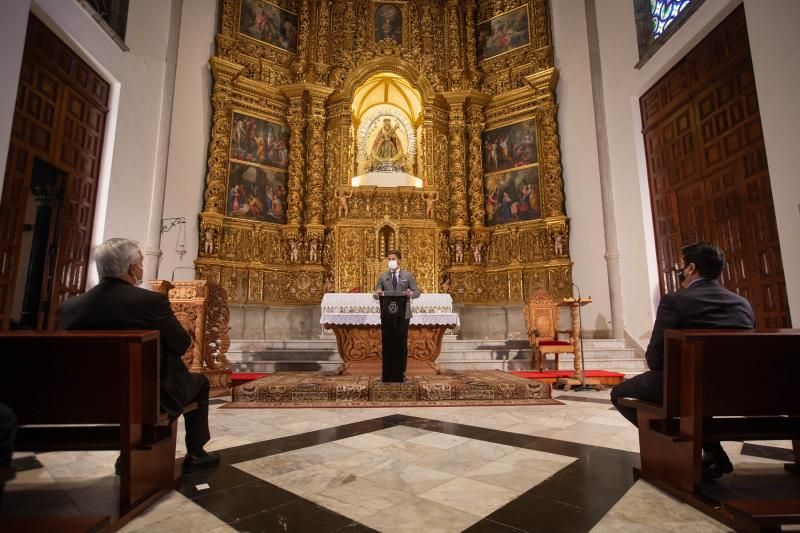 Entrega de la rehabilitación del retablo de la Virgen de Los Remedios en la Catedral de La Laguna