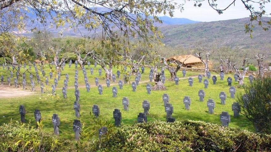 El cementerio militar alemán de Cuacos de Yuste sufre varios actos vandálicos