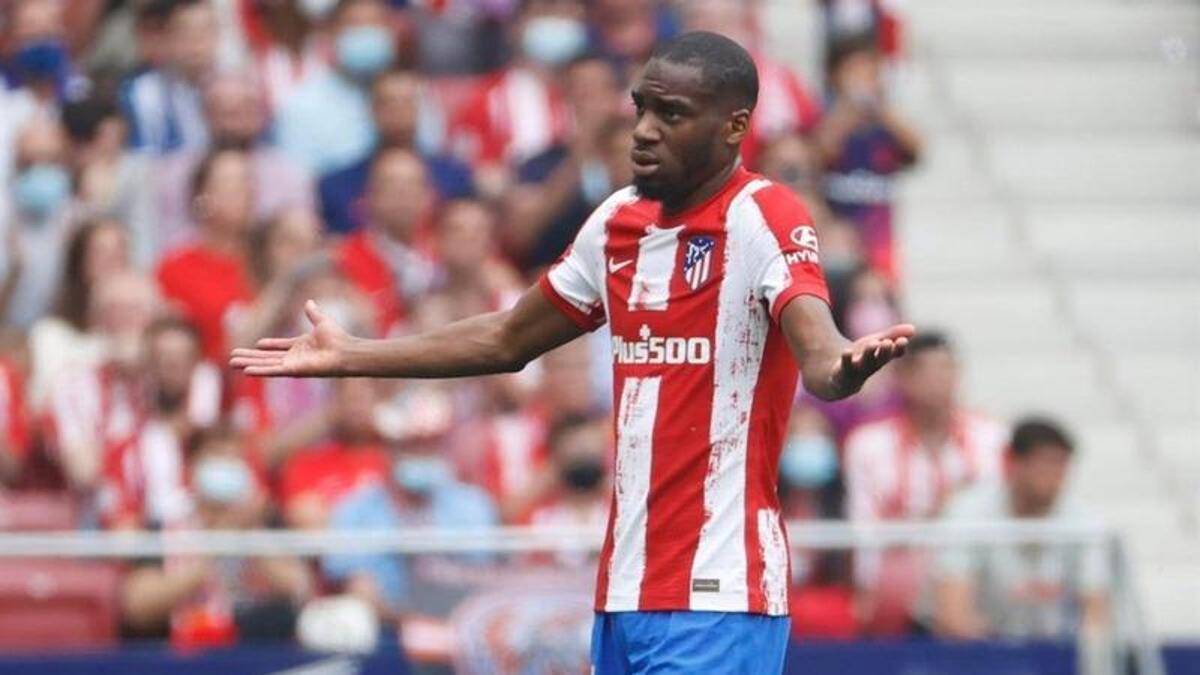 Geoffrey Kondogbia, durante un partido con el Atlético de Madrid.