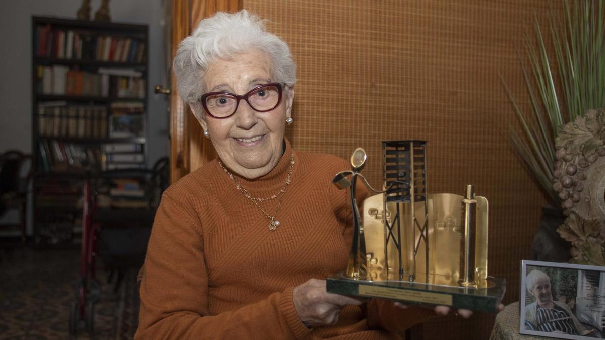 Concha Sanz, con el premio nacional de observación