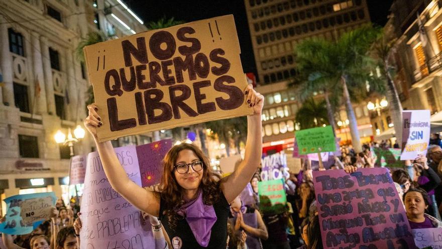 Тенеріфе: 8 березня феміністки протестуватимуть проти насильства та "фашизму"