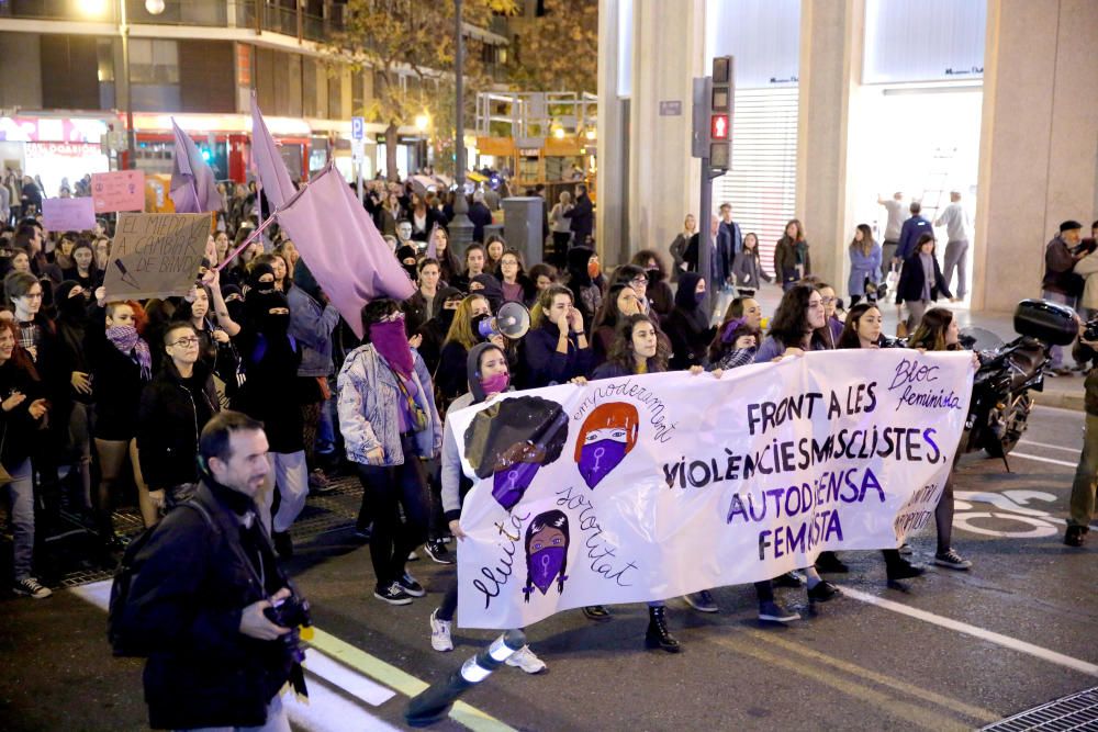 Manifestación contra la violencia de género en València