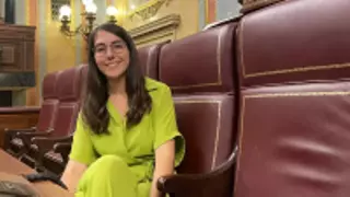 Fan del carnaval, feminista y una apasionada por la política: así es Ada Santana, la diputada más joven del Congreso