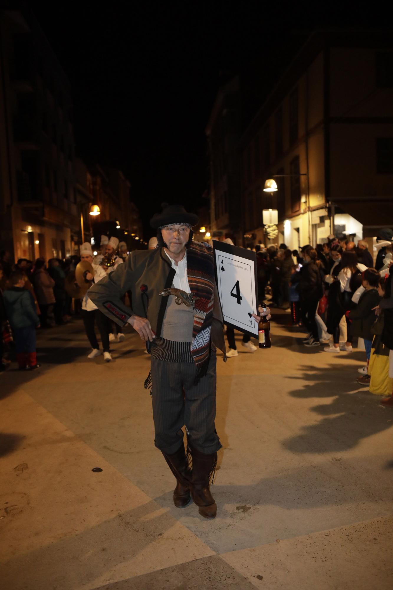 Desfile de Antroxu en Laviana