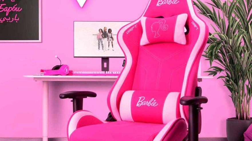 Una marca malagueña crea la primera silla para gamers de Barbie