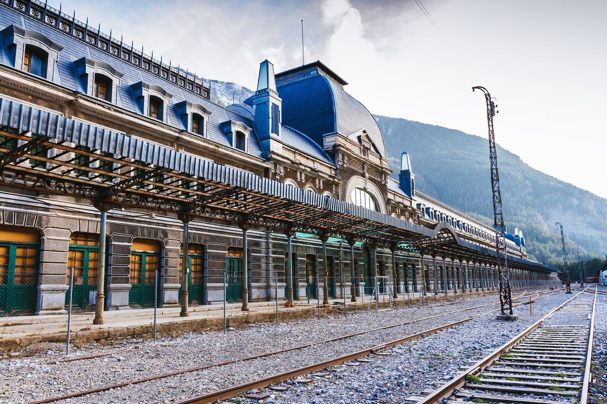 Antigua estación de tren de Canfranc