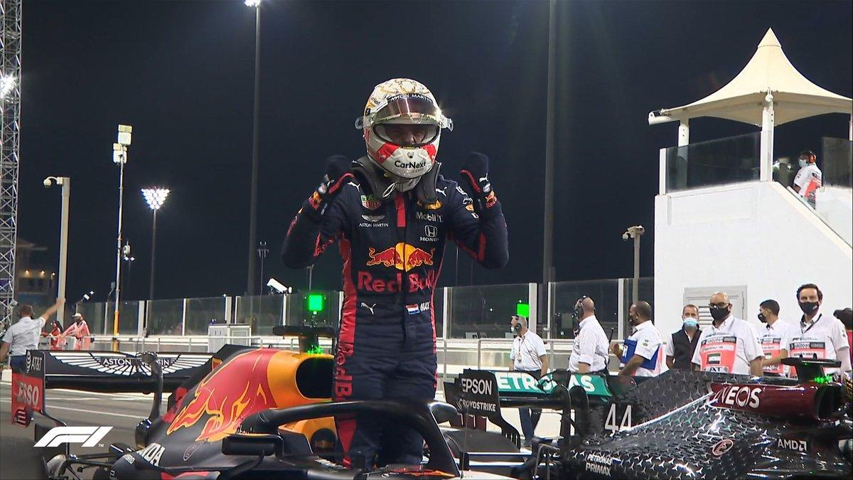 Un brillante Max Verstappen ha logrado la pole en Yas Marina
