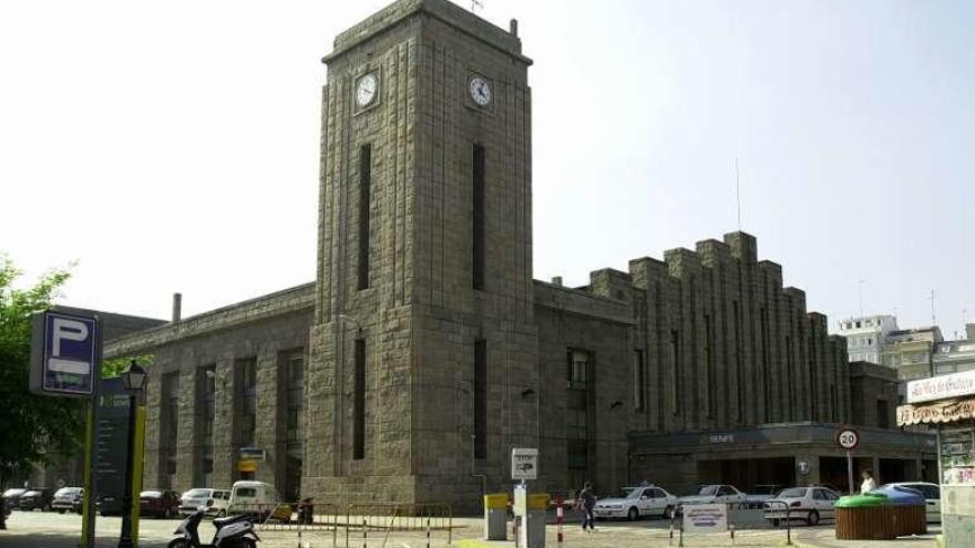 Aparcamiento de la estación de tren de San Cristóbal, en A Coruña.