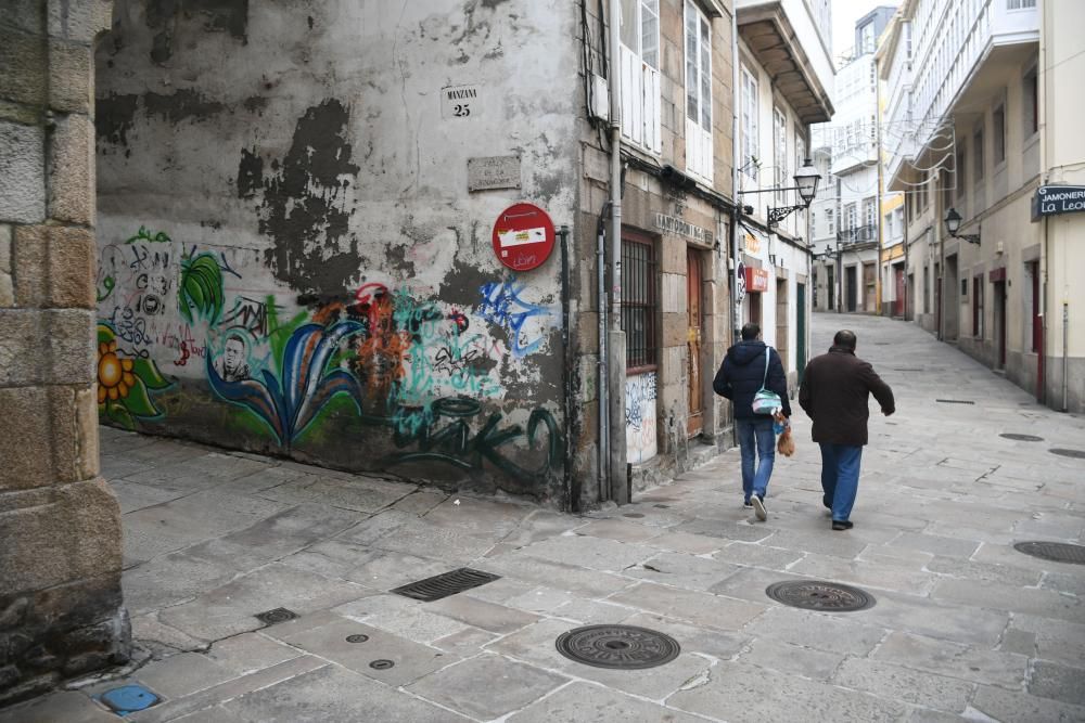 Pintadas en edificios de Ciudad Vieja y Pescadería