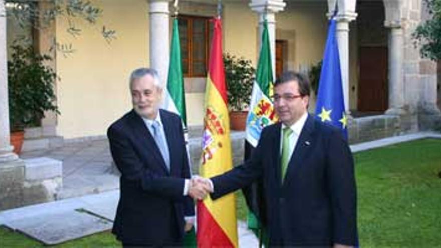 Extremadura y Andalucía ofrecerán soluciones compartidas en los asuntos comunes