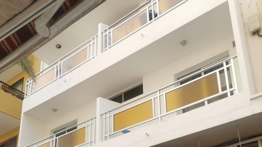 Asesinato machista en Tenerife: detenido un vecino de Vigo por apuñalar a su mujer